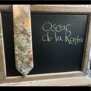 Oscar De La Renta neck tie , vintage, beautiful